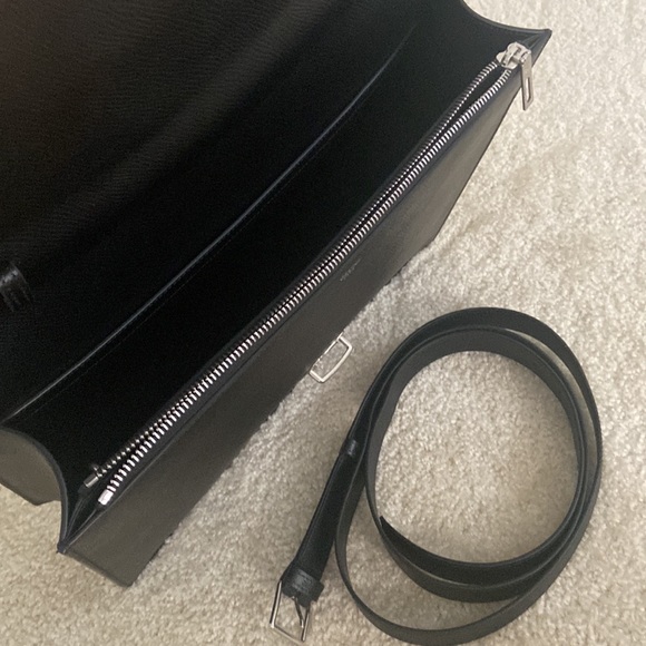 CELINE | Cartable medium briefcase in shiny grained calfskin - Picture 7 of 9